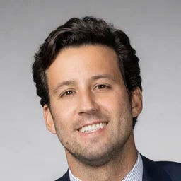 Dr. Gabriel Resende